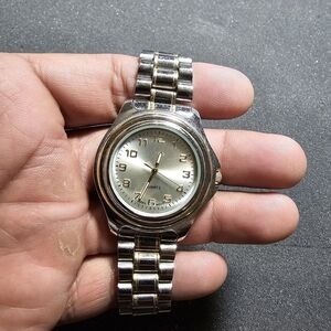 Advance Ladies quartz fashion watch silver gold tone watch working